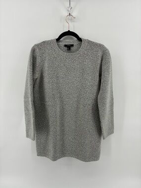 Cozy Textured Gray 3/4 Sleeve Crewneck Sweater